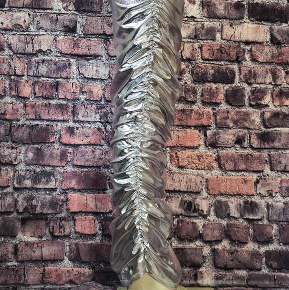 Sold - Picture 8 of 14